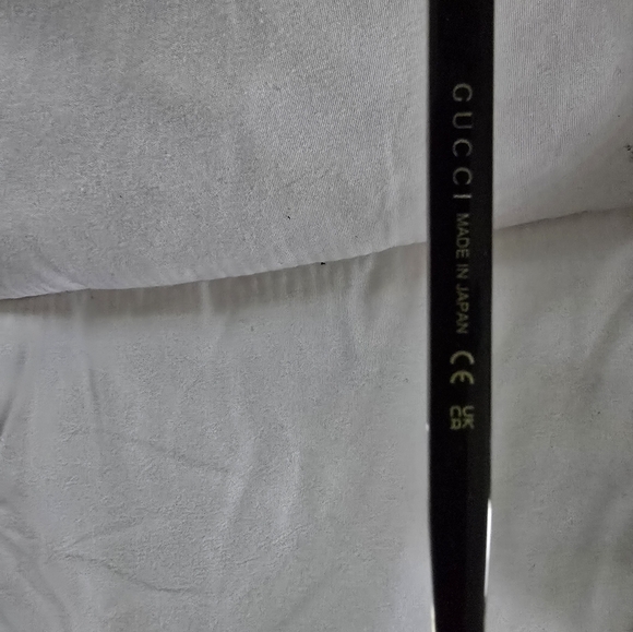 2 Authentic Gucci glass frame - Picture 7 of 8